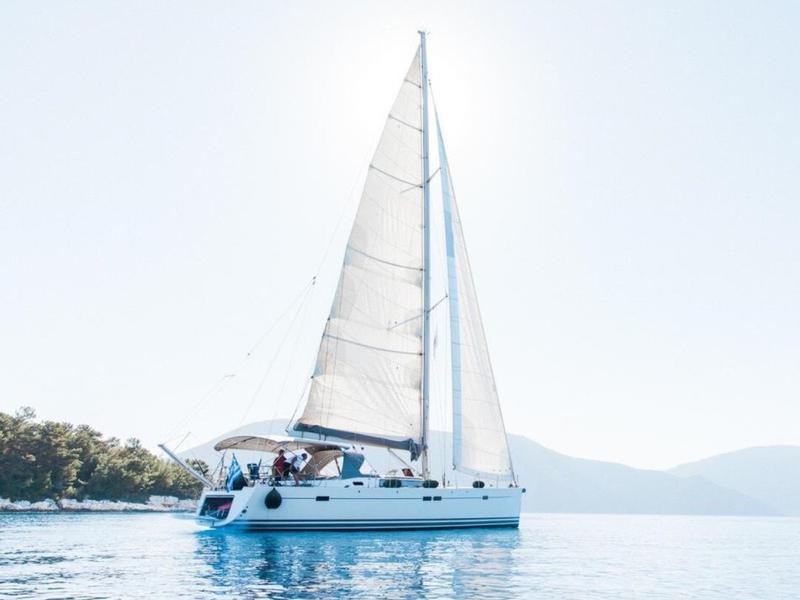 Book yachts online - sailboat - Hanse 540e - Aeolus - rent