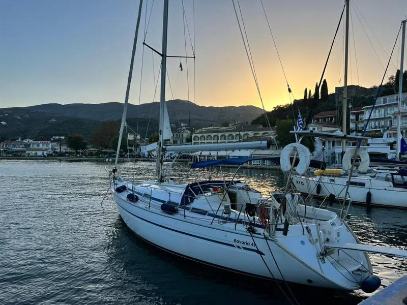 Book yachts online - sailboat - Bavaria 41 - Merope - rent