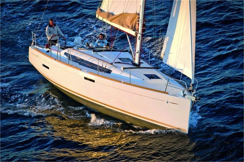Book yachts online - False - Sun Odyssey 389 (3Cab) - Billie Jean - rent