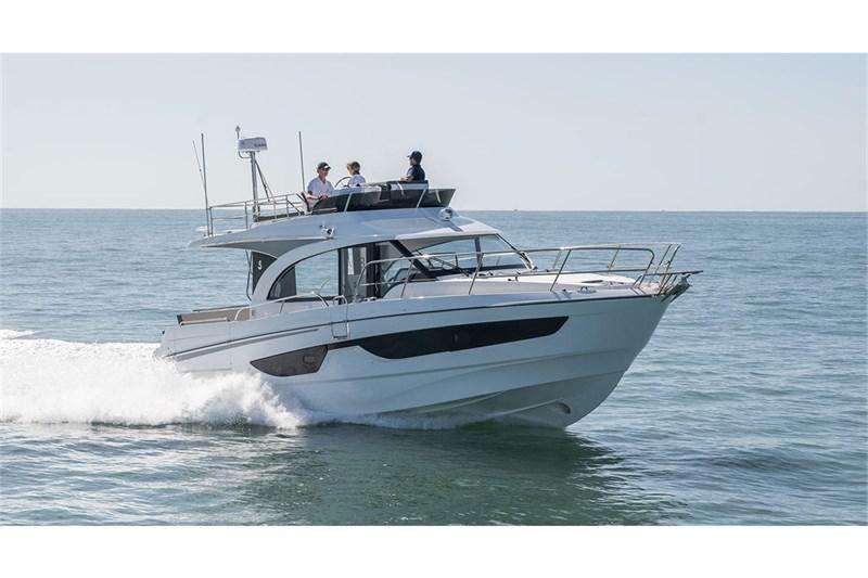 Book yachts online - False - Antares 11 Fly - Tango - rent