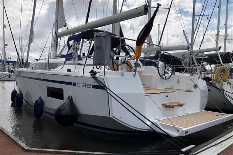Book yachts online - False - Bavaria C38 (3Cab) - Summertime - rent