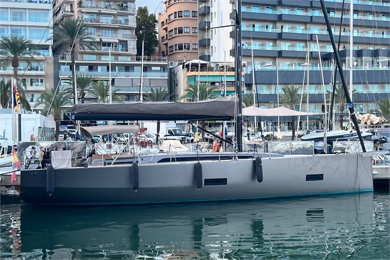 Book yachts online - False - Solaris 47 - Capriccio - rent