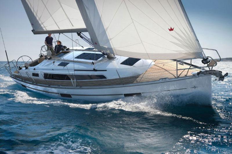Book yachts online - False - Bavaria Cruiser 37 (3Cab) - Qing - rent