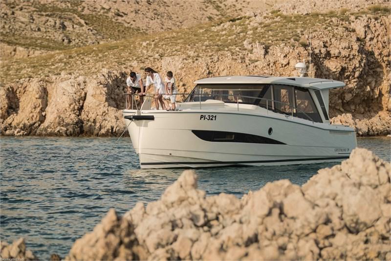 Book yachts online - False - Greenline 39 - Vita Bella - rent