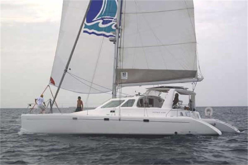 Book yachts online - False - Voyage 440 (4Cab) - Alboran Ron Punch (Cienfuegos) - rent