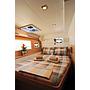 Book yachts online - catamaran - Lagoon 400 S2 - Naya - rent