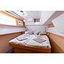 Book yachts online - catamaran - Lagoon 450 (2014) equipped with generator, A/C (saloon) - MUSTRA I - rent