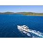 Book yachts online - motorboat - Ferretti 681 - DOMINIQUE - rent