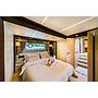 Book yachts online - motorboat - Azimut 66 - Karat II - rent