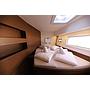 Book yachts online - catamaran - Lagoon 42 - Da Vinci - rent
