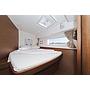 Book yachts online - catamaran - Lagoon 42 - ROYAL SALUTE - rent