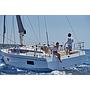 Book yachts online - sailboat - Bavaria C38 - ARINNA - rent