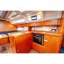 Book yachts online - sailboat - Bavaria Cruiser 37 - Flinx - rent