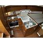 Book yachts online - sailboat - Dufour 350 GL - Luka - rent